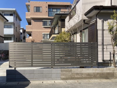 形材フェンス（目隠し横格子）施工例