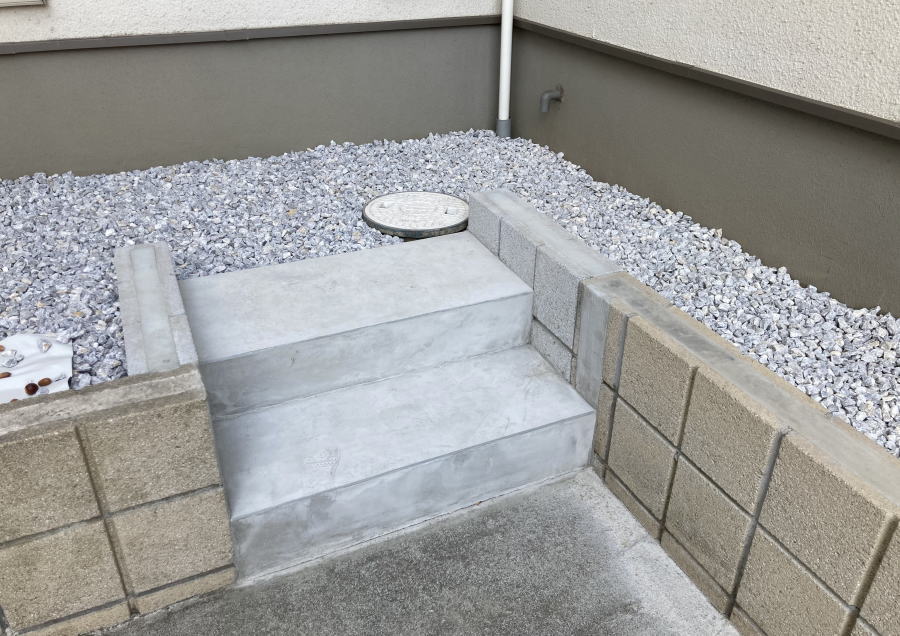 神奈川県厚木市　機能門柱リフォーム　立水栓　土間玉竜から変更