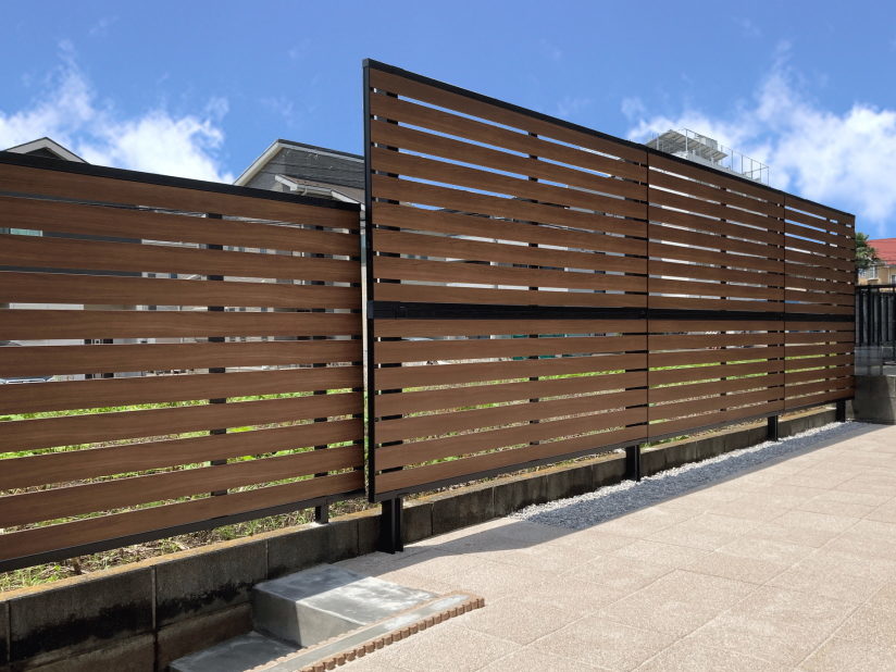 エクステリアパル神奈川県厚木市　目隠しフェンス施工例202512