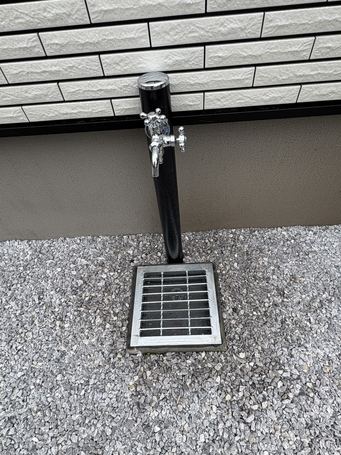 厚木市新築外構工事H様邸１０３カーポーリコンクリート平板目隠しフェンス施工例 (6)