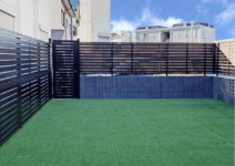 *人工芝>>プロターフ(Onlyone)
*フェンス>>ルシアスフェンスH06R型(YKKap)
*門扉>>レジリアハイハイプY3H型(三協アルミ) 庭工事施工例-M様邸